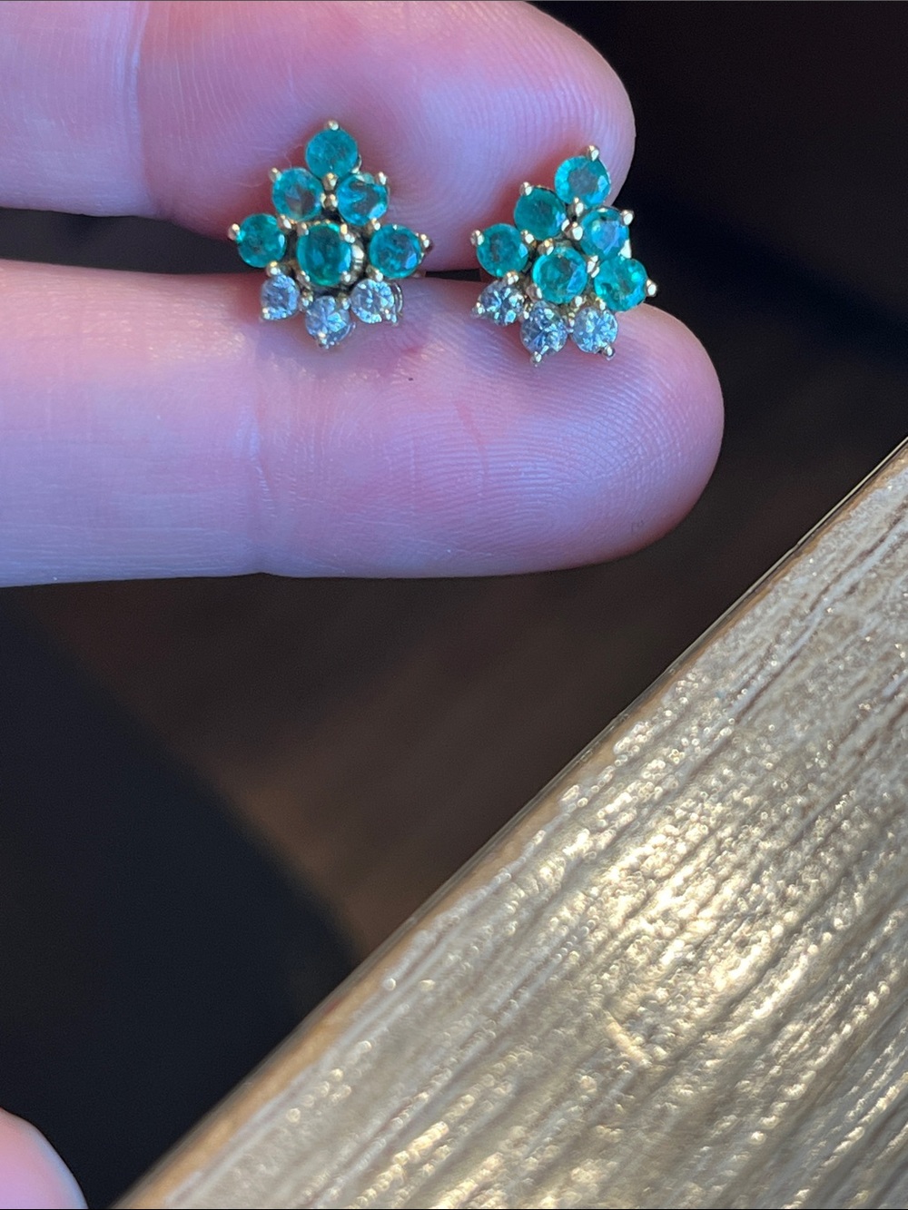 14kt diamond Emerald Green Floral Cluster Stud Earrings - - Picture 3 of 8